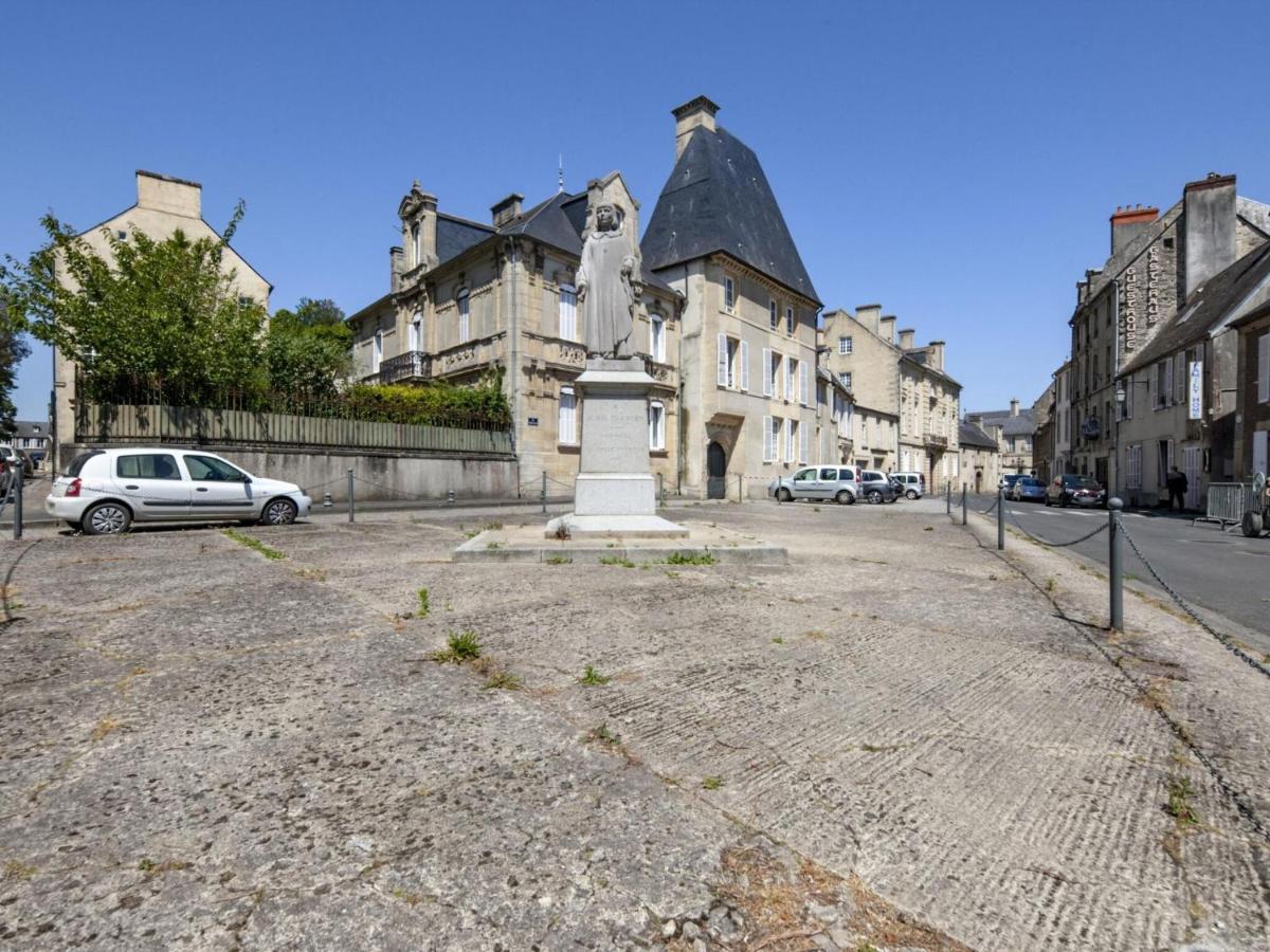 Heritage Apartment In Bayeux Near Museum Of Art Exterior foto