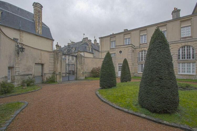 Heritage Apartment In Bayeux Near Museum Of Art Exterior foto